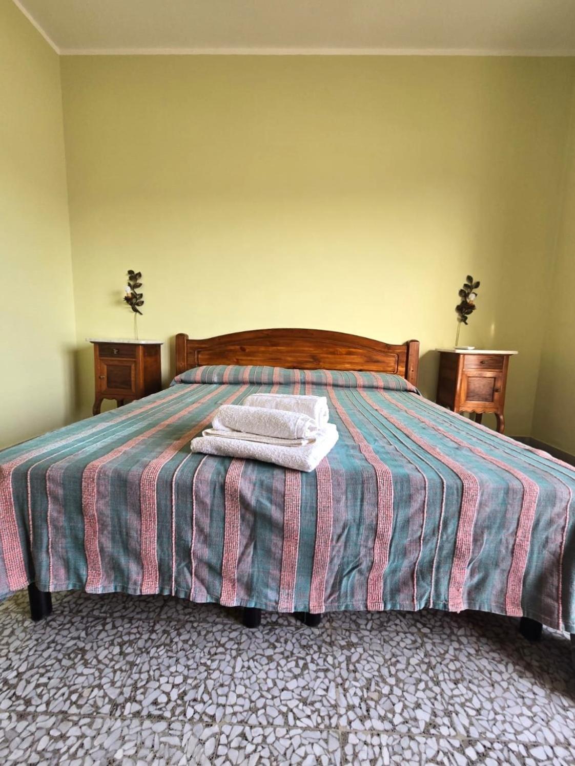In Vacanza Da Rita Lecce Exterior foto